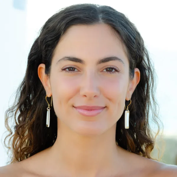 Superbes boucles d'oreilles en Porcelaine, décors à l'or et crochets vermeil 24K par Photyne Bazar de Méditerranée