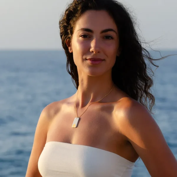 collier Mélina, bijou de porcelaine et d'or fait main par Photyne