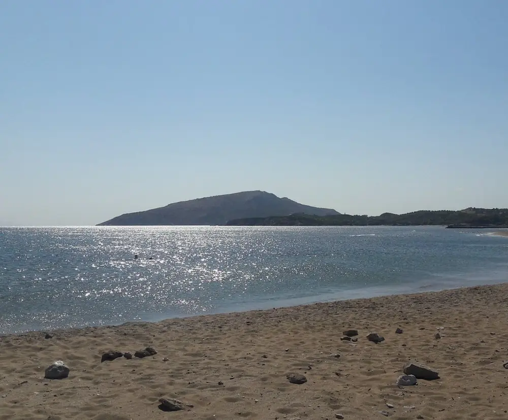 Legrena plage à proximité de sounio - blog de Photyne