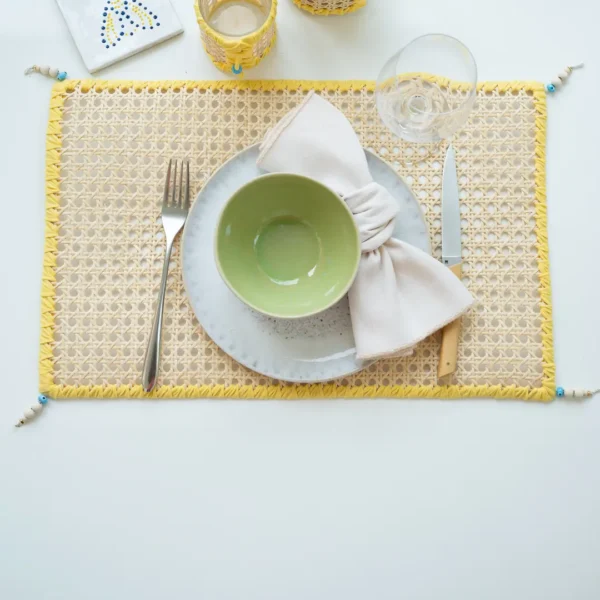 Set de table en rotin aux influences méditerranéennes et bohème – une création Photyne