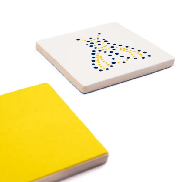 Dessous de verre en faïence Meli, pour une décoration de table tout en harmonie et originalité