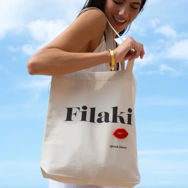 Tote bage Filaki et sa broche en forme de bouche rouge repositionnable - Photyne