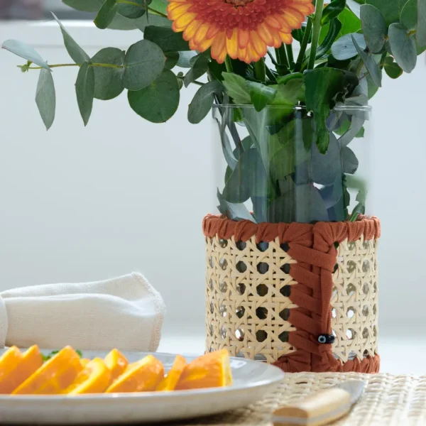 Détail vase - Cannage et coton Terracotta - Photyne