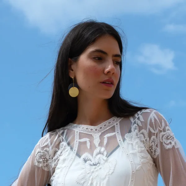 Créoles de grès noir et décors à l'or fin - Modèle Eklipsi - Photyne