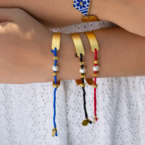 Manchette Rita par Photyne - manchettes faites main dorées à l'or fin et cordons de soie