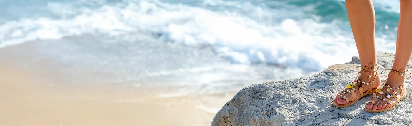 Bannière illustrant la catégorie sandales grecques pour femme