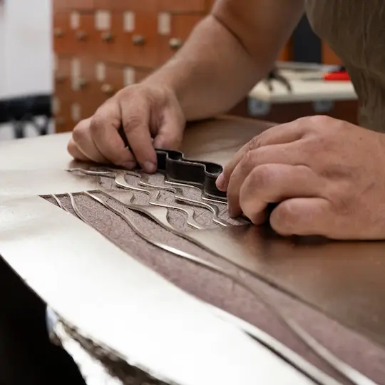 Sandales grecques, secrets de fabrication - images d'atelier 30 - illustration du blog Photyne