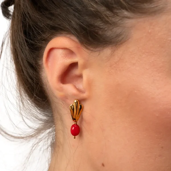 Boucles d’oreilles en forme de feuille stylisée dorées à l’or 18K - coffret Eugénie - Photyne