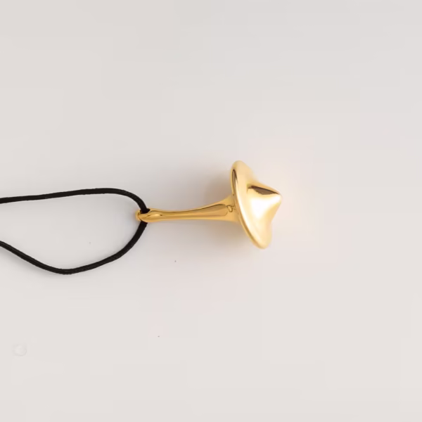 Toupie dorée - médaillon du sautoir Svoura - Une création Photyne