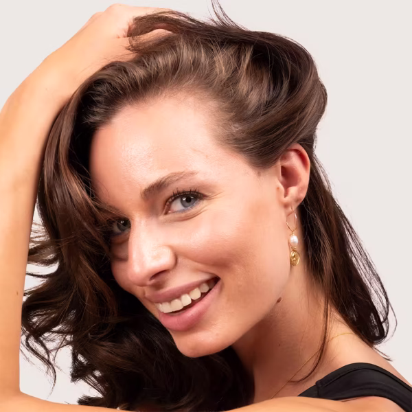 Boucles d'oreilles modèle Sofia - perles d'eau douce blanches et pièce antique - une création originale Photyne