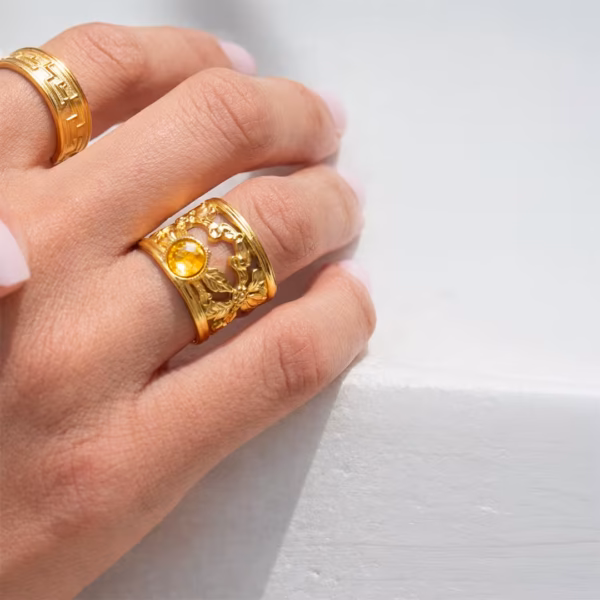 Bague or et pierre fine Citrine - modèle Uranie -un bijou artisanal Photyne