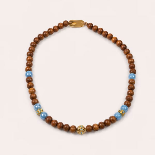 Collier ras du cou en perles de bois de Bayong et céramiques bleues. grecques - Modèle Hestia - Photyne